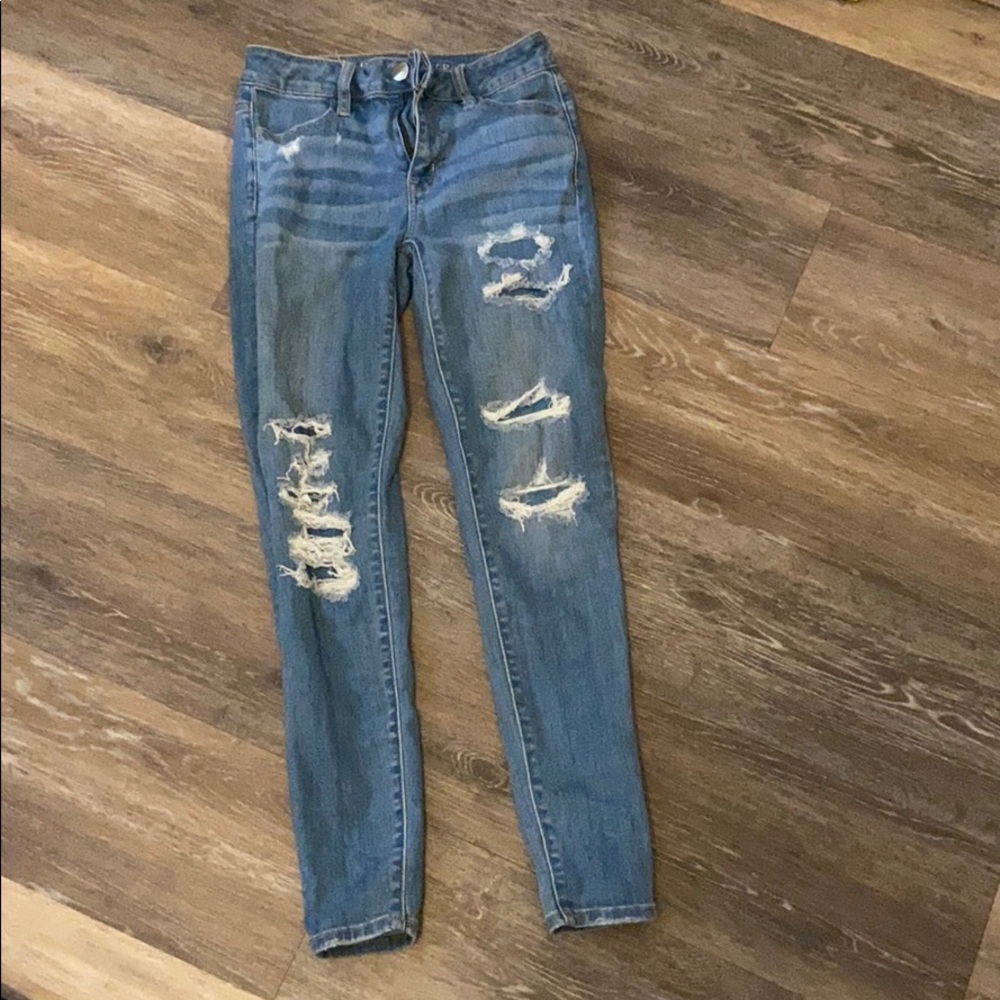 american eagle ripped jeans